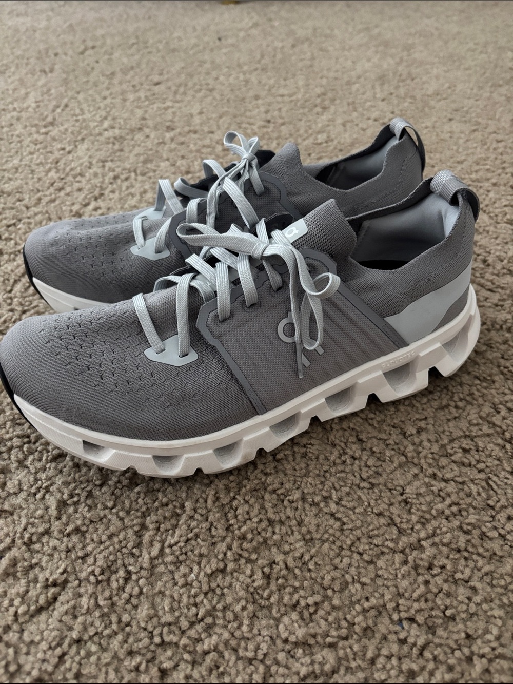 On Cloud Men's Lightweight Grey Knit Athletic Sneakers, worn once